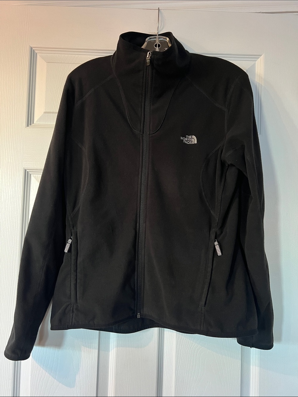 The North Face Women's Black Full-Zip Fleece Jacket